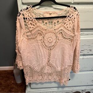 Hint of Mint Crochet Lace Blouse - Cream. Size XL.